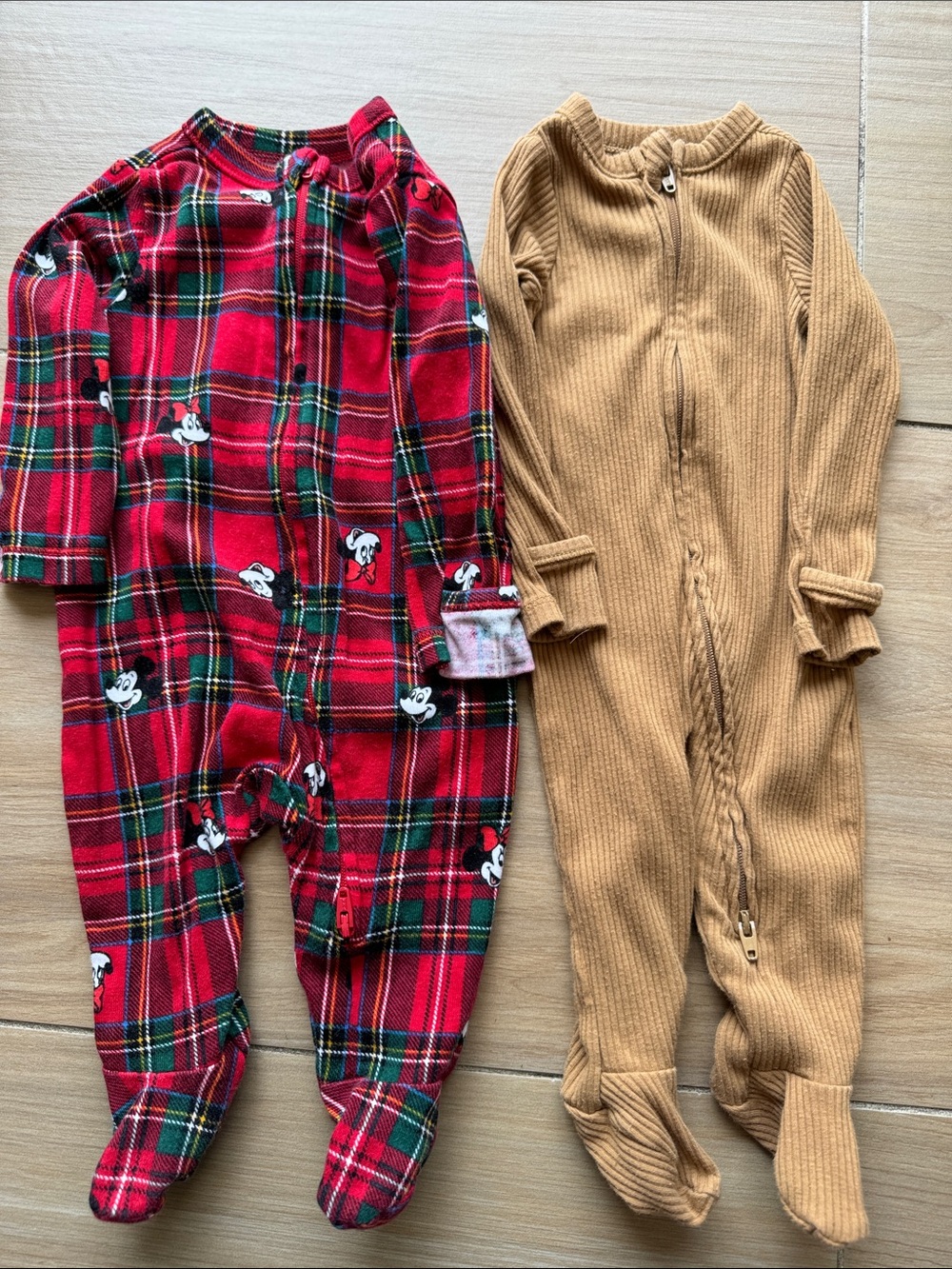Old Navy Disney PJs - Picture 1 of 3